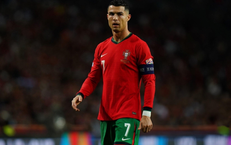 HLV Bồ Đào Nha loại Ronaldo khỏi trận gặp Croatia