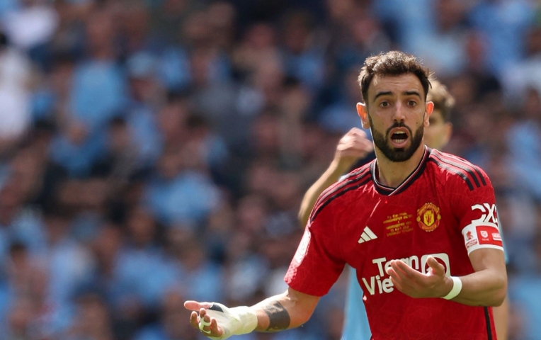 Bruno Fernandes bị MU từ chối nghĩa cử cao đẹp