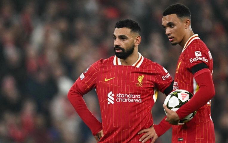 Tin chuyển nhượng 30/12: Liverpool chia tay Salah và Arnold?