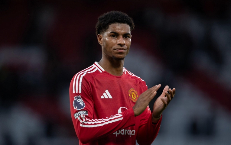 Chuyển nhượng MU 21/1: Rashford bị 'mắc kẹt', ra giá mua hậu vệ trái