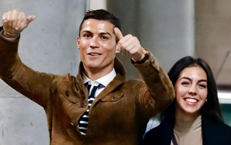 Ronaldo nói lời 'mật ngọt' với Georgina trong ngày Valentine