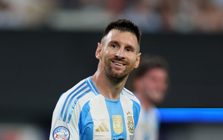 Messi cùng Argentina phá kỷ lục trên BXH FIFA