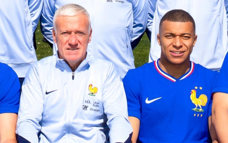 Triệu tập Mbappe, Deschamps bị tố phân biệt chủng tộc