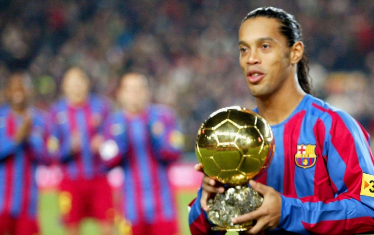 Ronaldinho chỉ thẳng sao Real xứng đáng giành Quả bóng Vàng
