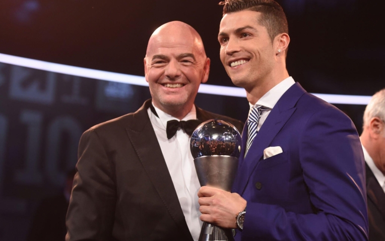 Chủ tịch FIFA ra chỉ thị, Ronaldo tiến sát Club World Cup