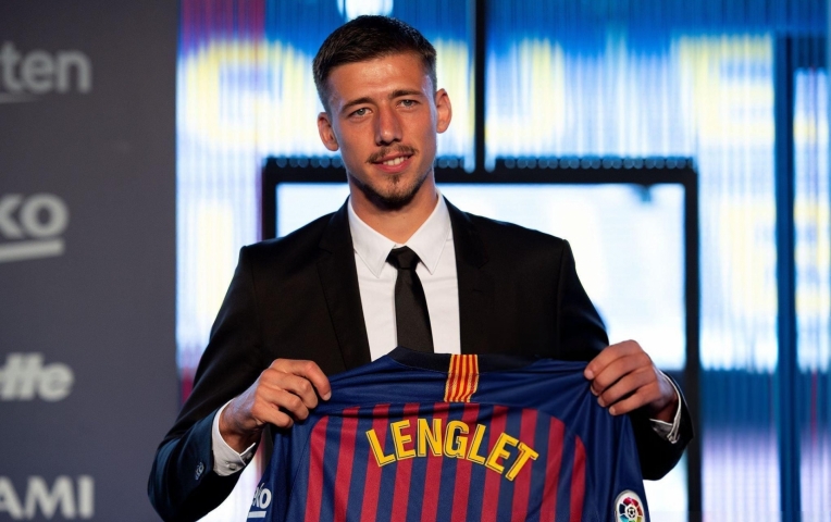 CHÍNH THỨC: Barca xác nhận để hậu vệ đẳng cấp tới Madrid
