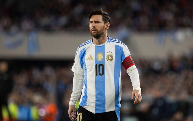 Messi đứng trước nguy cơ bị FIFA trừng phạt