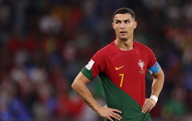 Ronaldo ra phán quyết, thi đấu World Cup đến năm 49 tuổi?