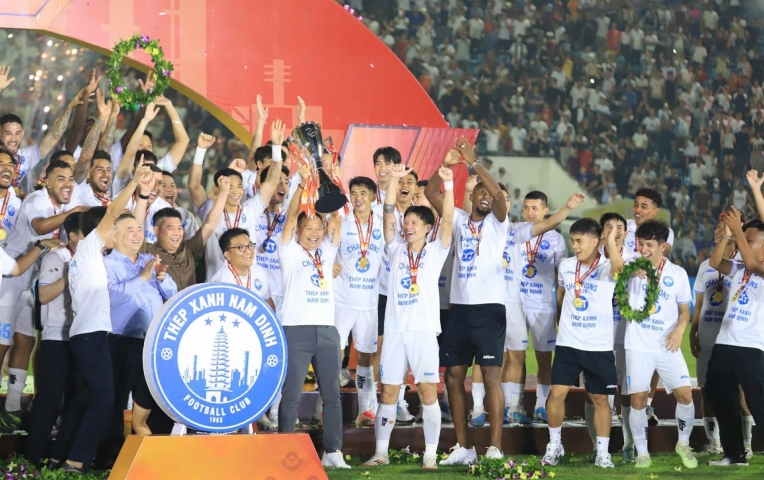 CLB Thép Xanh Nam Định xuất sắc nhất V-League 2024/25