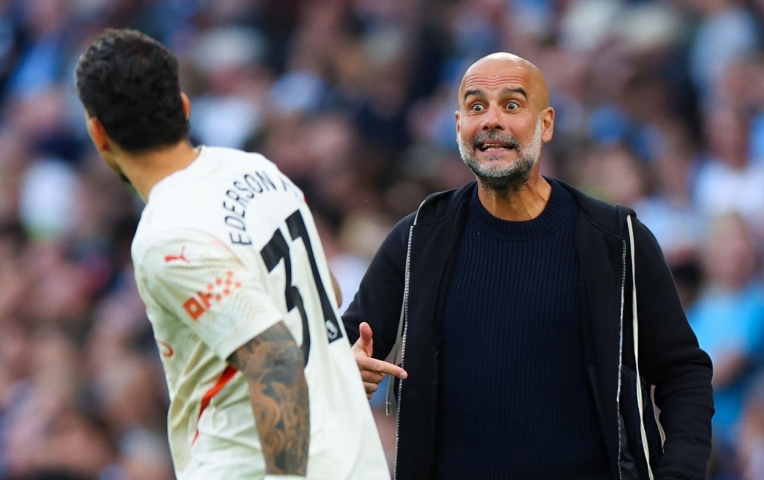 Rời Club World Cup, NHM Man City đòi bán 'trò cưng' của Pep