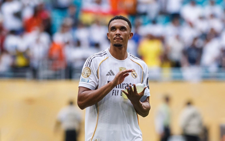 Arnold được ca ngợi sau chiến thắng của Real trước Juventus