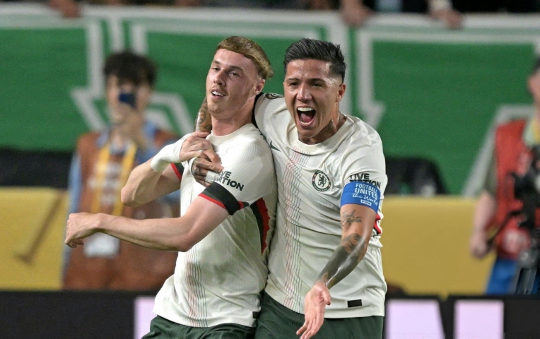 Bùng nổ phút cuối, Chelsea vào bán kết Club World Cup 2025