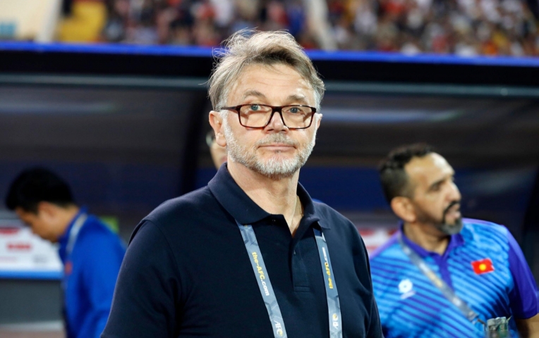 HLV Troussier tái xuất sau hơn 1 năm rời Việt Nam?