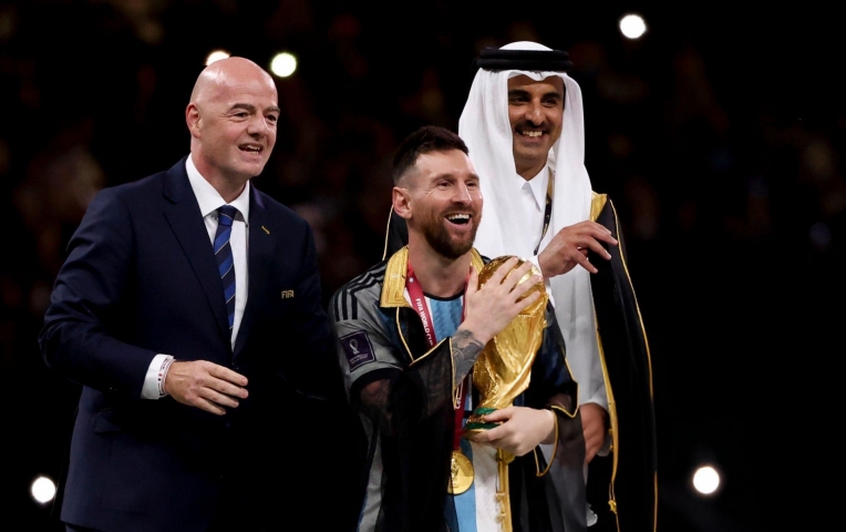 Chủ tịch FIFA báo tin cực vui về Messi