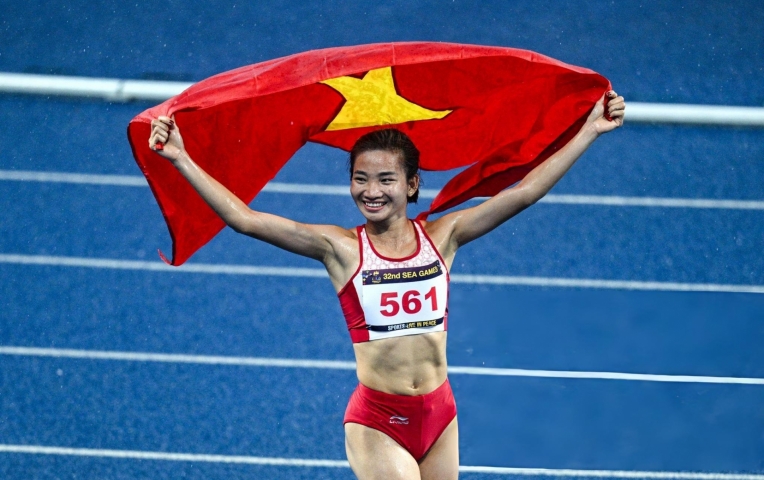 CHÍNH THỨC: Nguyễn Thị Oanh cân bằng kỷ lục HCV tại SEA Games