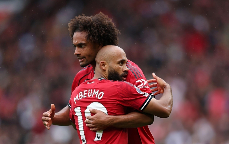 Tin chuyển nhượng 23/12: Liverpool chốt người thay Isak; MU chia tay tiền đạo