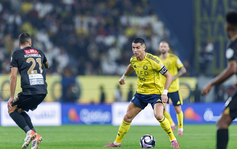 Trực tiếp Al Nassr vs Al Akhdoud, 21h50 hôm nay 27/12