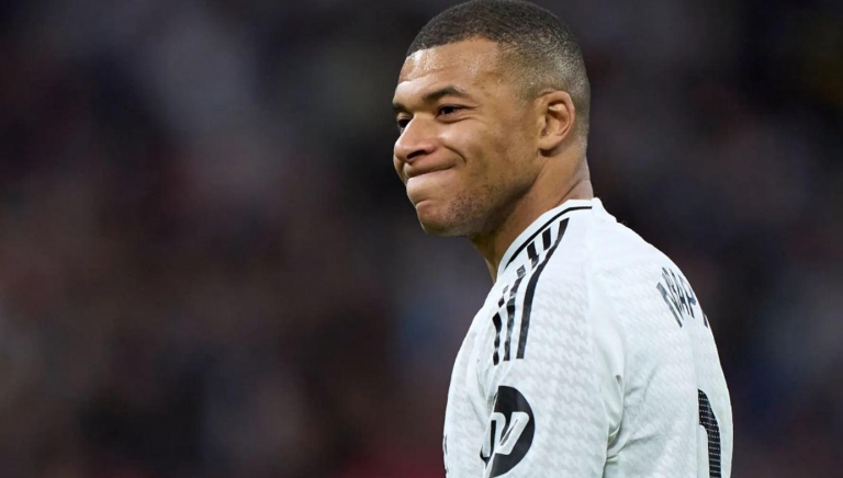 Real Madrid xác nhận tin buồn về Mbappe