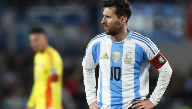 Messi gây bất ngờ về tương lai