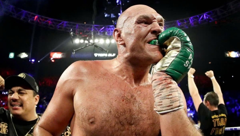 Tyson Fury làm rõ tin đồn chấn thương trước trận tái đấu với Oleksandr Usyk