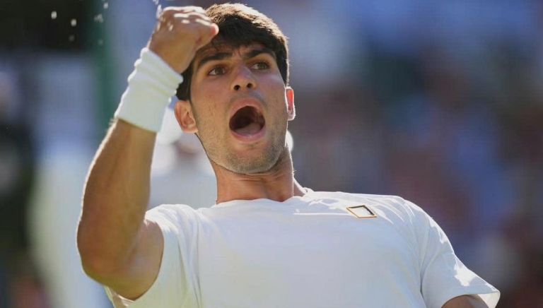Alcaraz thoát hiểm, Medvedev gây thất vọng trong ngày mở màn Wimbledon 2025