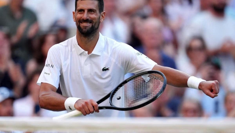 Djokovic lần thứ 14 vào bán kết Wimbledon