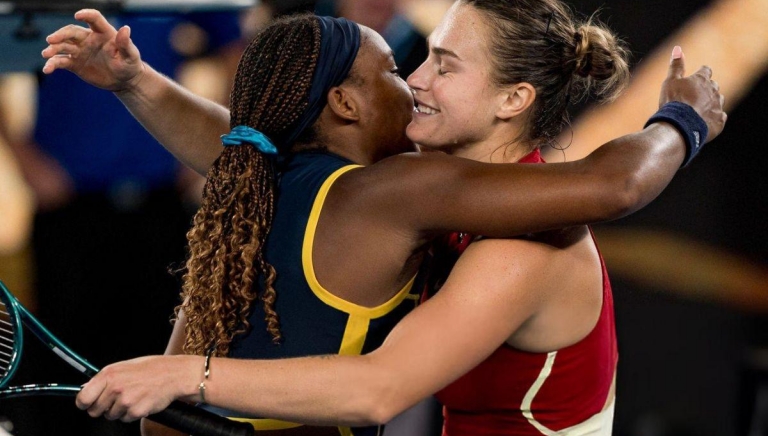 Lịch thi đấu tennis 8/11: Đại chiến Sabalenka - Gauff bán kết WTA Finals