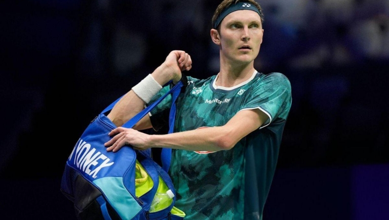 Viktor Axelsen rút lui khỏi BWF World Tour Finals 2024