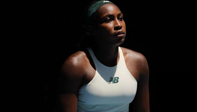 Mắc 41 lỗi tự đánh hỏng, Coco Gauff gục ngã ở tứ kết Australian Open 2025