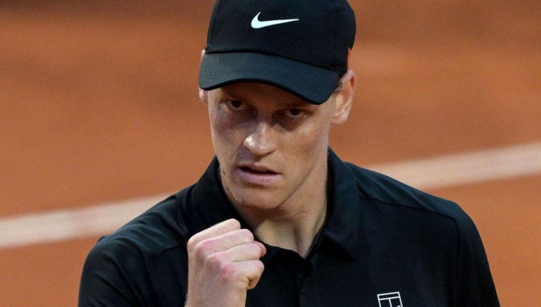 Lịch thi đấu tennis hôm nay 12/5: Sinner gặp 'đối mềm'