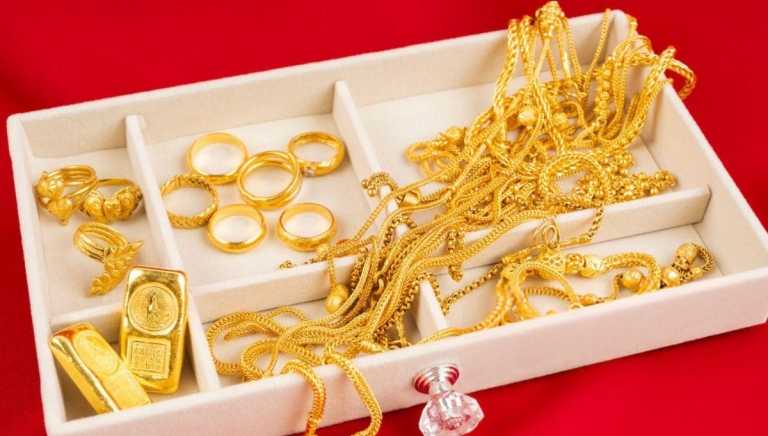 Giá vàng hôm nay trưa 16/6: SJC, DOJI... tăng giảm khó lường