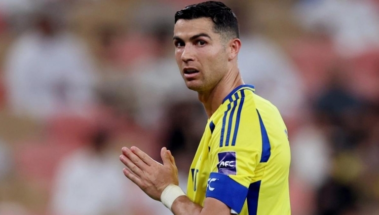 Ronaldo khiến người hâm mộ sửng sốt