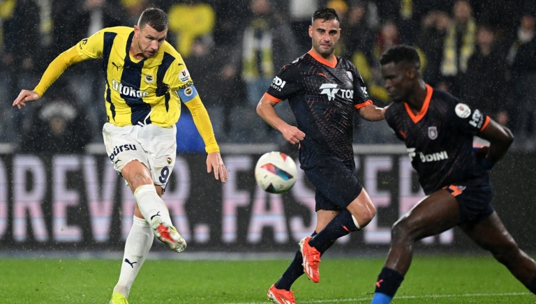 Nhận định Basaksehir vs Fenerbahce: Níu giữ hi vọng