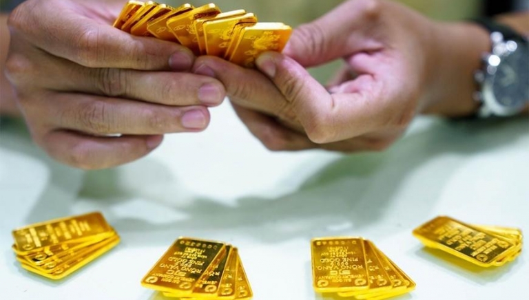 Giá vàng hôm nay chiều 10/5: Đồng loạt tăng vọt