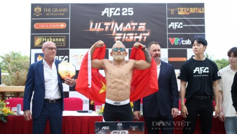 Nhà vô địch LION Championship bị hủy trận đấu tại giải MMA Hàn Quốc vì thiếu chuyên nghiệp 