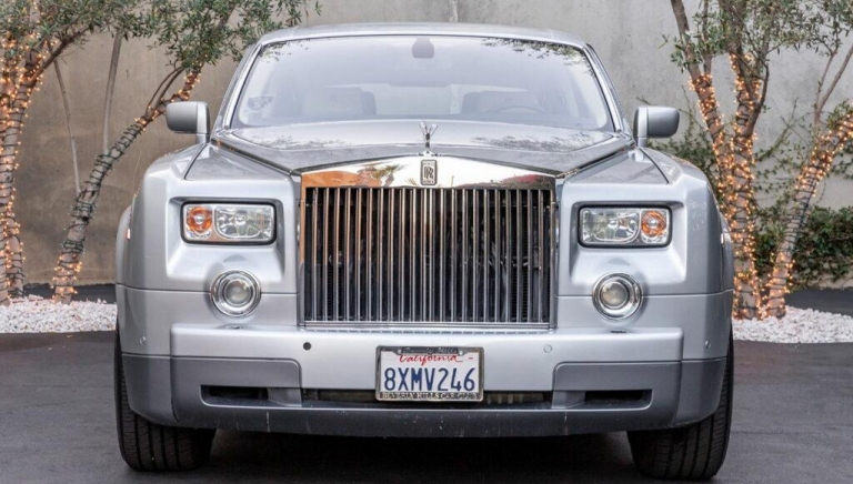 Cẩn trọng trước cạm bẫy 'xe sang giá rẻ' mang tên Rolls-Royce Phantom 2004