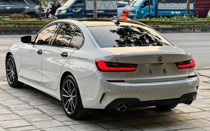 BMW 320i Sport Line Plus 2020: Xe cũ nâng cấp hàng khủng với giá bán hấp dẫn