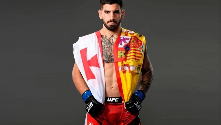 Ilia 'El Matador' Topuria gia nhập danh sách huyền thoại UFC