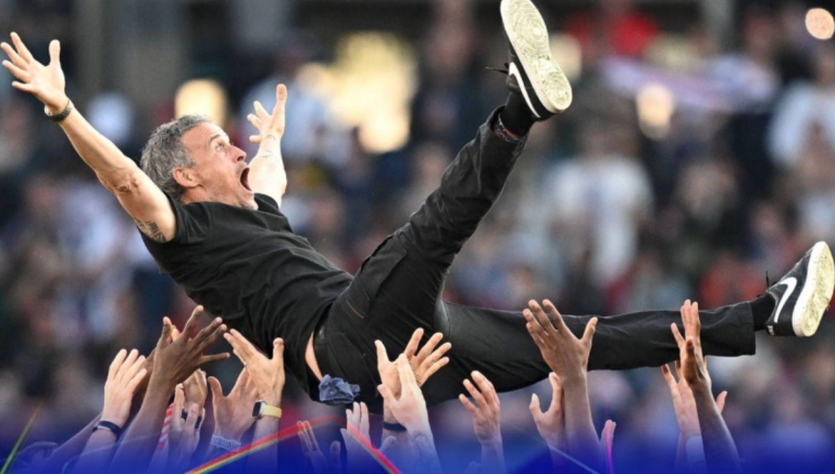 Luis Enrique sắp san bằng kỷ lục ăn ba của Pep Guardiola