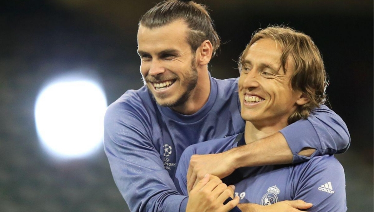 Gareth Bale tái xuất làng túc cầu