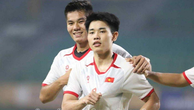 AFF vinh danh ngôi sao U23 Việt Nam sau chiến thắng Campuchia
