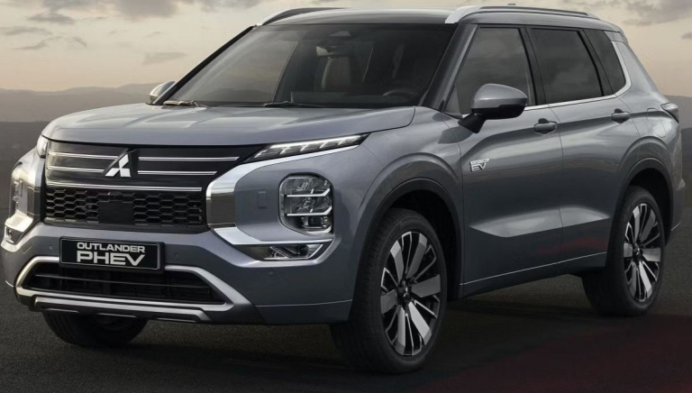 Mitsubishi Outlander 2025 trình làng: Nâng cấp trang bị, thêm phiên bản hybrid