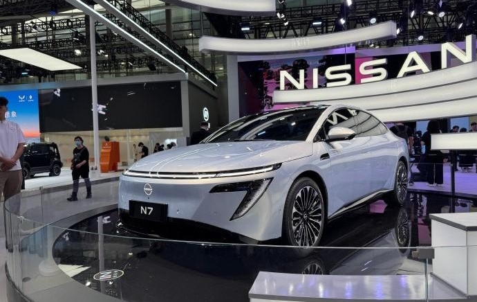 Sedan điện Nissan N7 được giới thiệu tại thị trường 'hàng xóm', ngang cỡ Toyota Camry