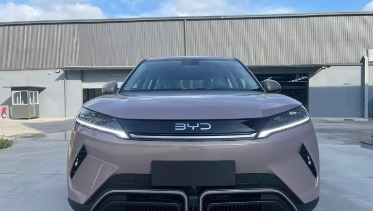 Chiêm ngưỡng ảnh thực tế của BYD Atto 2 tại đại lý: Tân binh SUV điện cỡ nhỏ sắp ra mắt Việt Nam