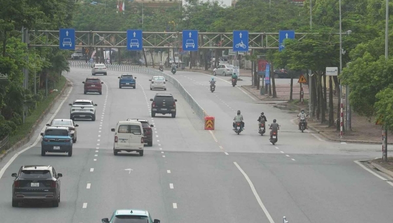 Hà Nội chính thức phân làn tuyến Võ Chí Công từ 9/7: Lái xe cần tránh những lỗi dễ bị phạt