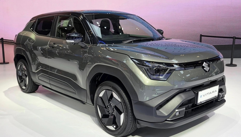 Cận cảnh SUV điện Suzuki eVitara tại Đông Nam Á, tầm vận hành có thể tới 500 km/sạc