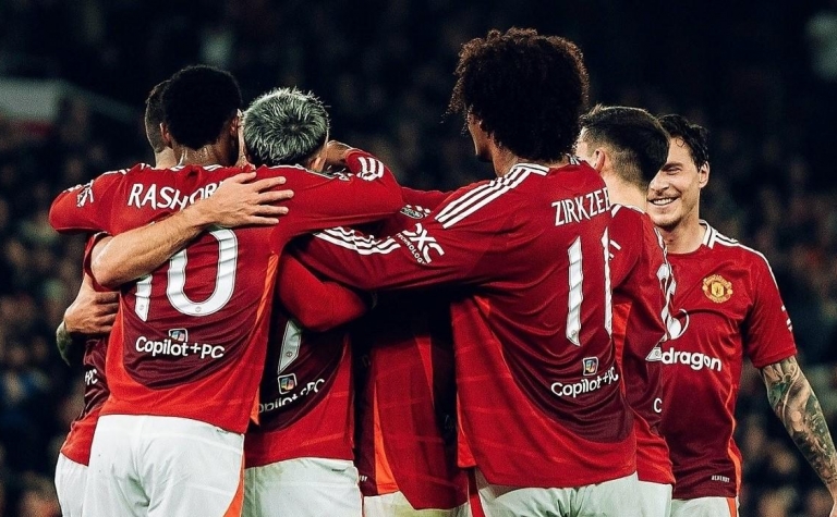 Trực tiếp Manchester United 0-0 PAOK: Quỷ đỏ ép sân