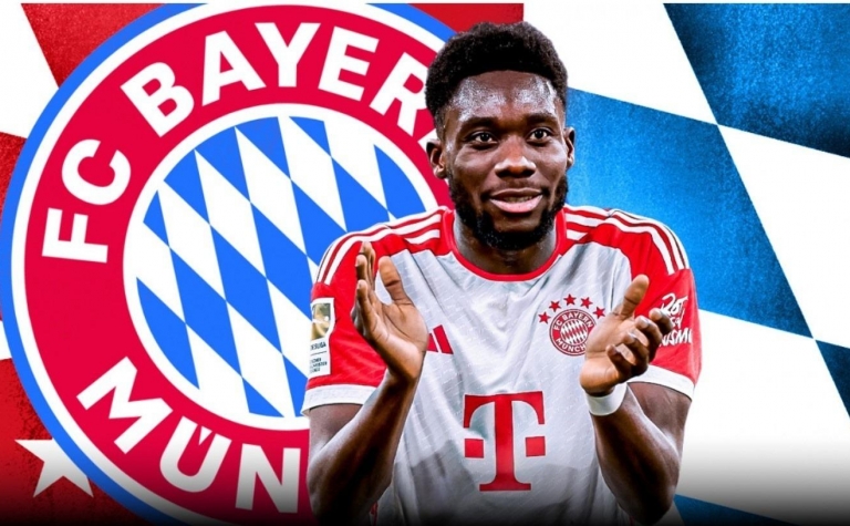 Bayern Munich thành công 'trói chân' Alphonso Davies với mức lương khổng lồ