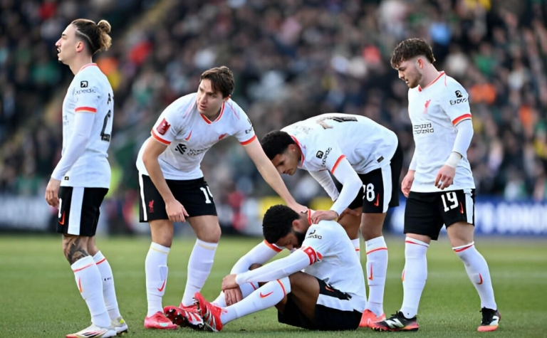 Hàng công tịt ngòi, Liverpool chính thức bị Plymouth loại khỏi FA Cup