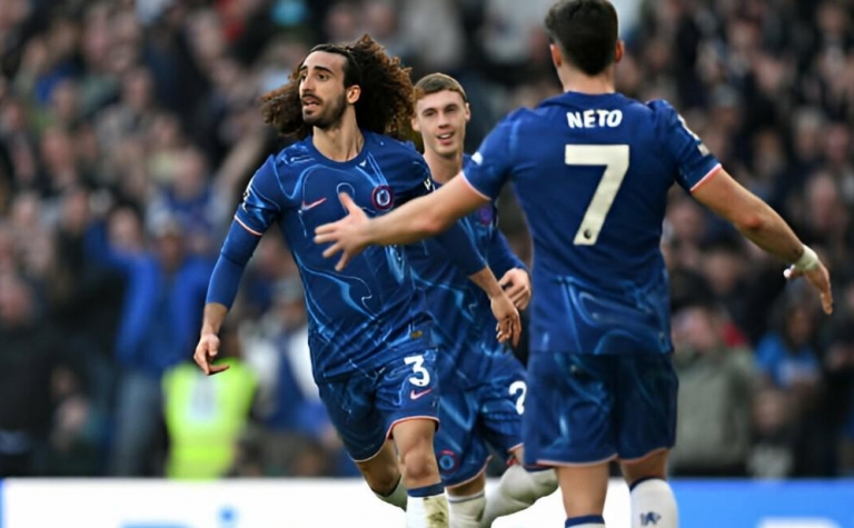 Trực tiếp Chelsea 1-0 Leicester: Đôi công hấp dẫn